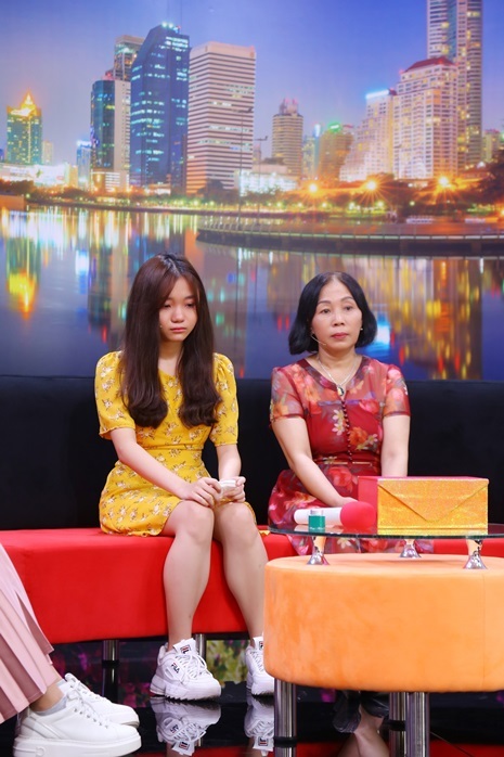Sao nhí muốn bỏ nghề vì mệt mỏi, tự kỷ khi cha gia trưởng, áp đặt