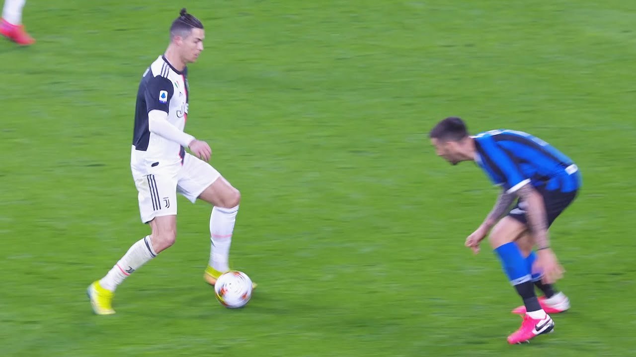 Ronaldo, Messi và những pha qua người tuyệt đỉnh 2020