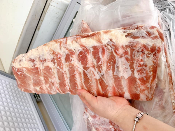 Vì sao người tiêu dùng nghi ngại với thịt lợn nhập khẩu?