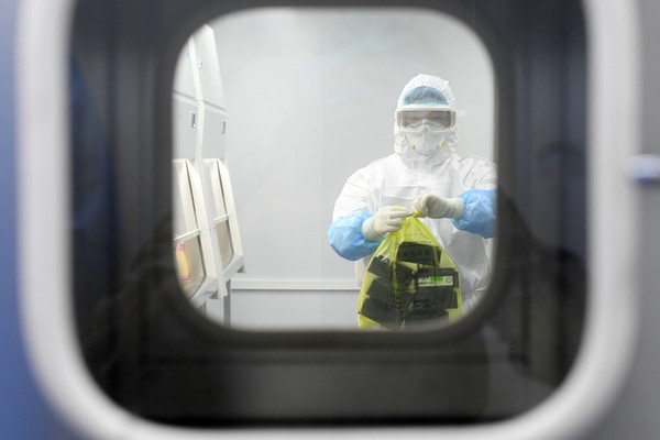 Lầu Năm Góc nói về nghi vấn virus corona từ phòng thí nghiệm TQ