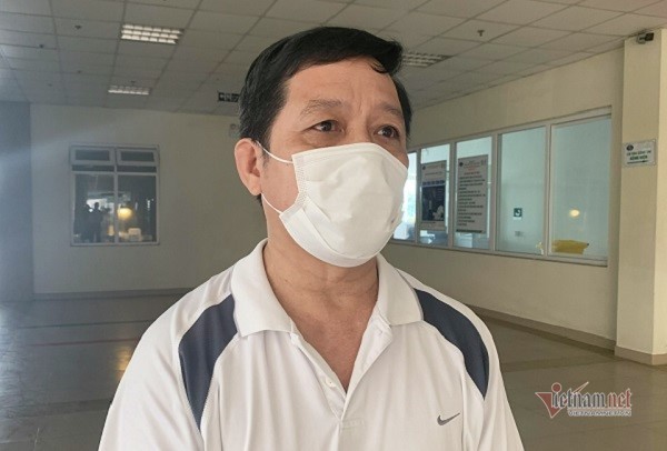 Nhân viên Trường Sinh bật khóc kể lúc bác sĩ giúp vượt qua áp lực