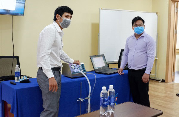 Locally-made ventilators introduced in Da Nang