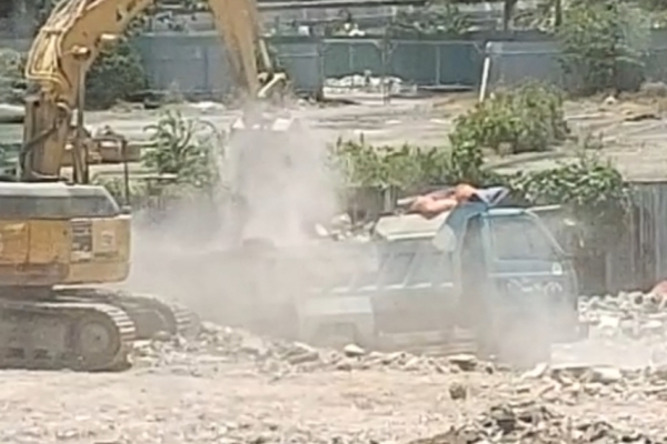 Bãi xà bần gây ô nhiễm tiếp tục hoạt động sau cam kết với UBND phường