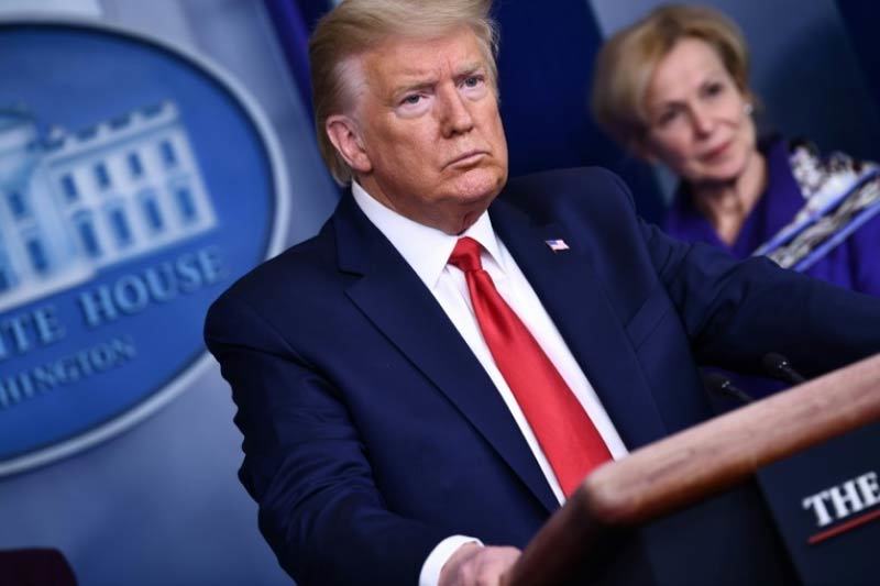 Ông Trump hứng đòn 'tấn công' xối xả