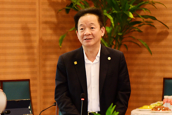 Bầu Hiển mong Hà Nội tháo gỡ ách tắc ở dự án sân Hàng Đẫy