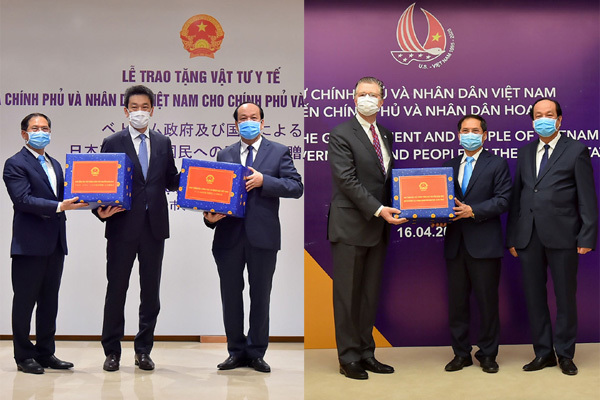 Việt Nam trao tặng vật tư y tế cho Nhật và Mỹ