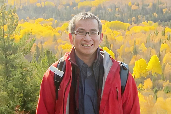 Bác sĩ gốc Việt 44 tuổi ở Canada qua đời vì Covid-19