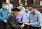 Cụ ông 96 tuổi ủng hộ 2 tấn gạo chống dịch Covid-19