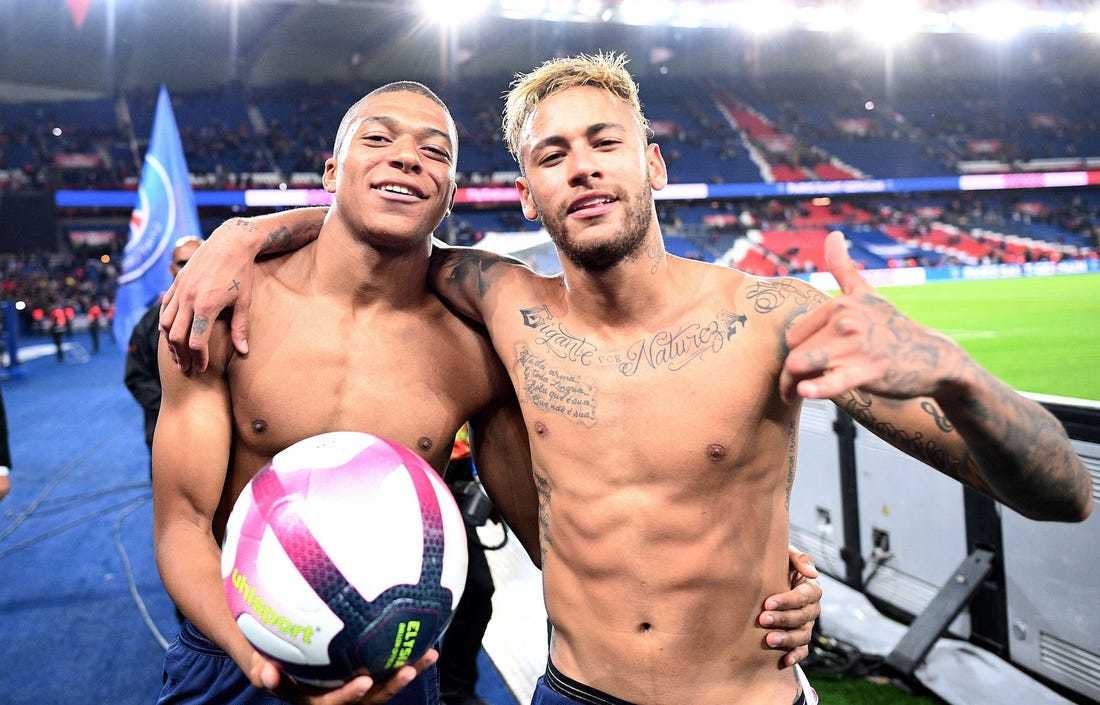 MU dễ đứt Jadon Sancho, Mbappe bị cảnh báo thái độ