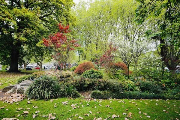 Lỡ say nắng đồng nghiệp trẻ tuổi, đòn thù của chồng khiến tôi uất nghẹn