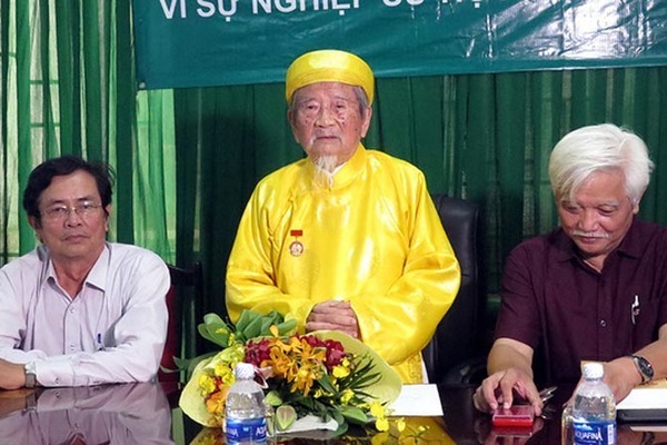 Tác giả 98 tuổi giải A sách quốc gia giao lưu Hội sách trực tuyến 2020