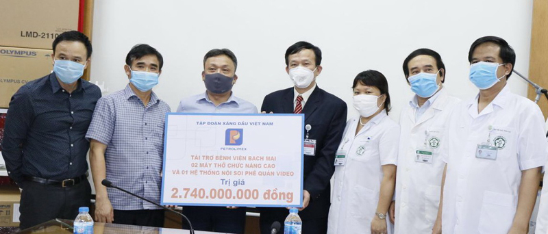 Petrolimex ủng hộ hơn 14,1 tỷ đồng chống dịch Covid-19