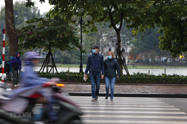 Dự báo thời tiết 23/4, Hà Nội mưa giông, trời chuyển rét
