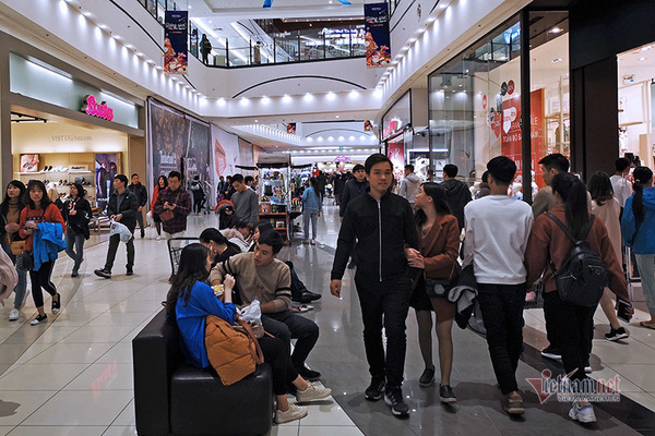 Từ 0h đêm nay hàng ăn, trung tâm thương mại Hà Nội mở cửa trở lại