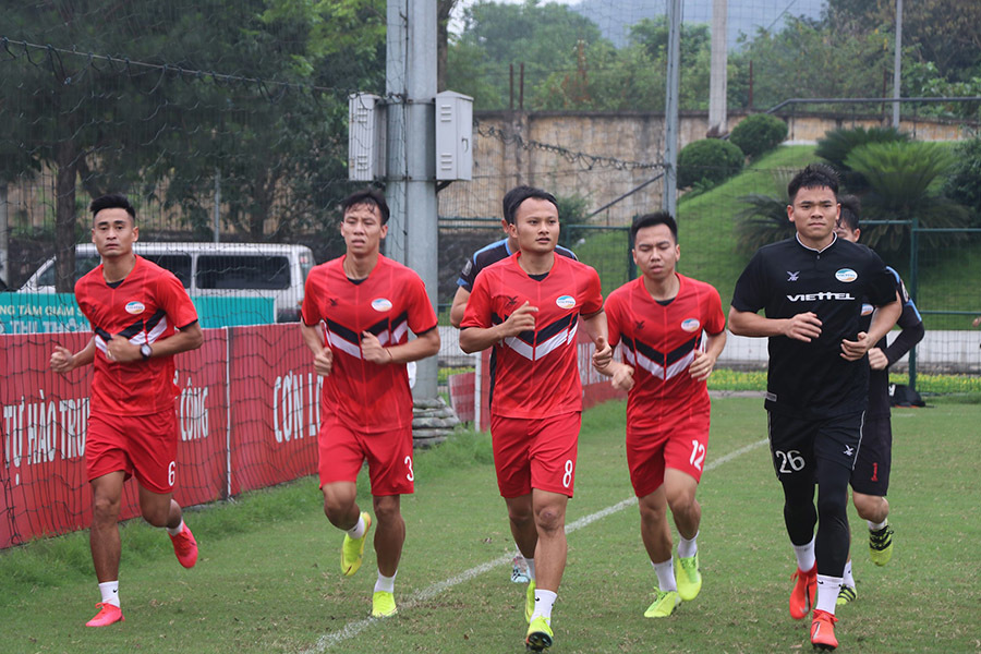 Các đội V-League tập luyện trở lại: Hào hứng nhưng không chủ quan!