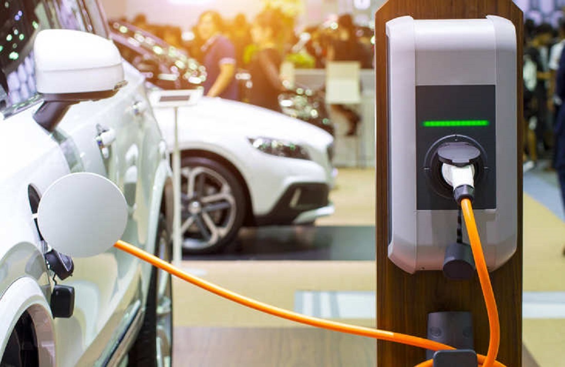 Trung Quốc giảm 10% mức hỗ trợ cho xe điện