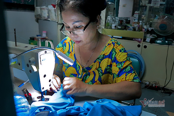 Bà chủ tiệm tóc khiến người trong 'xóm giang hồ' Sài Gòn phải gật đầu chào