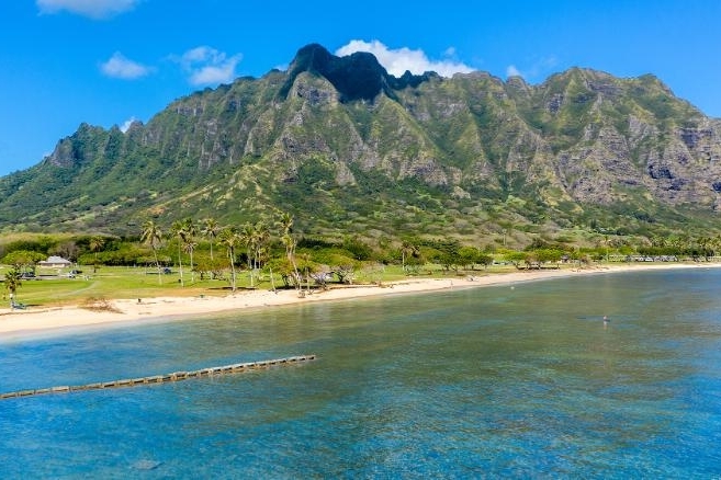 Ngại Covid-19, 'thiên đường nghỉ dưỡng' Hawaii trả tiền cho du khách quay về