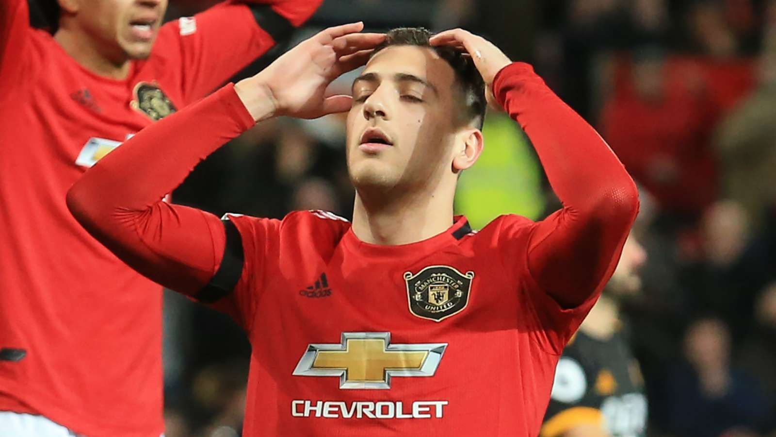 PSG đắm đuối Diogo Dalot, MU hét toáng 30 triệu bảng