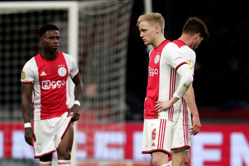 Ajax lên tiếng khi vuột cúp vô địch vì Covid-19