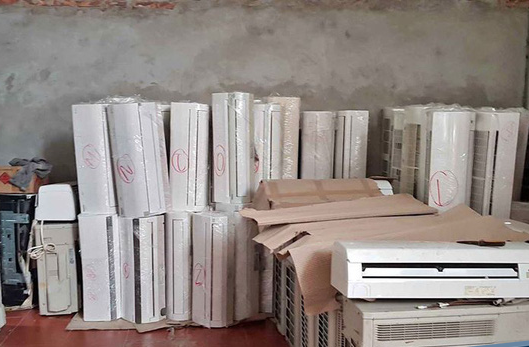 Điều hoà Nhật bãi giảm giá để chống ế do bão Covid-19
