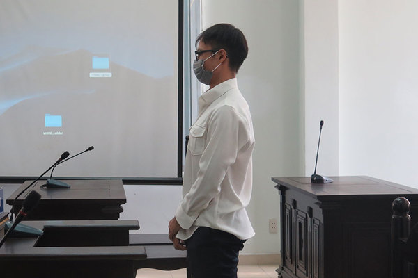 Vì cái khẩu trang chống Covid-19, nam sinh viên lãnh án