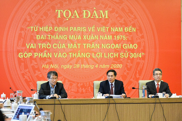 Hiệp định Paris đến mùa xuân 1975: Ký ức nhà ngoại giao mặc áo lính