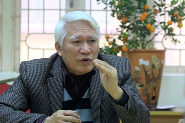 Giao lưu trực tuyến với PGS.TS Nguyễn Chu Hồi về chủ đề biển đảo