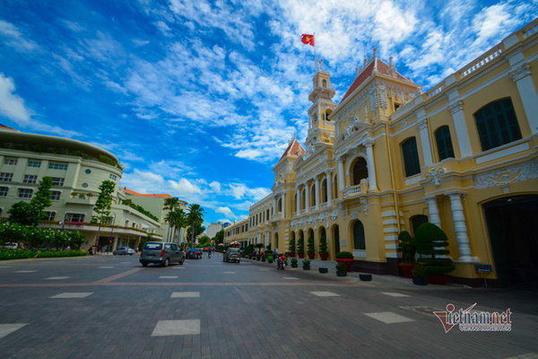 Vẻ đẹp bình dị của TP.HCM trong ngày 45 năm thống nhất đất nước