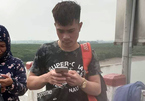 Nam sinh viên Lào liều mình cứu người rơi sông