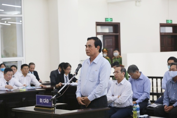 Luật sư của cựu Chủ tịch Đà Nẵng nghi ngờ việc bỏ lọt tội phạm