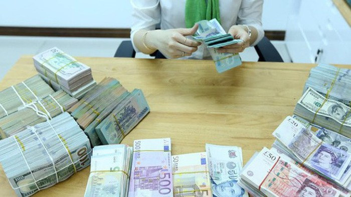 VN businesses resume operation cautiously, step by step