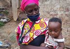Kenya: Bà mẹ 8 con nấu mầm đá cho con vì quá đói
