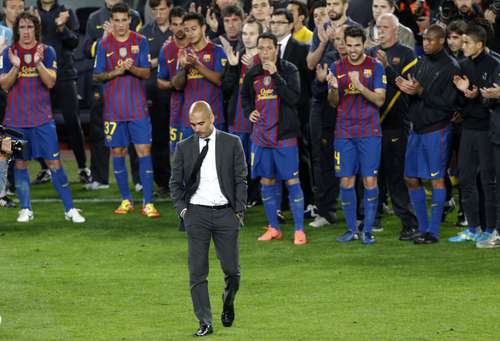 Ngày này năm xưa: Pep Guardiola ngậm ngùi chia tay Barca