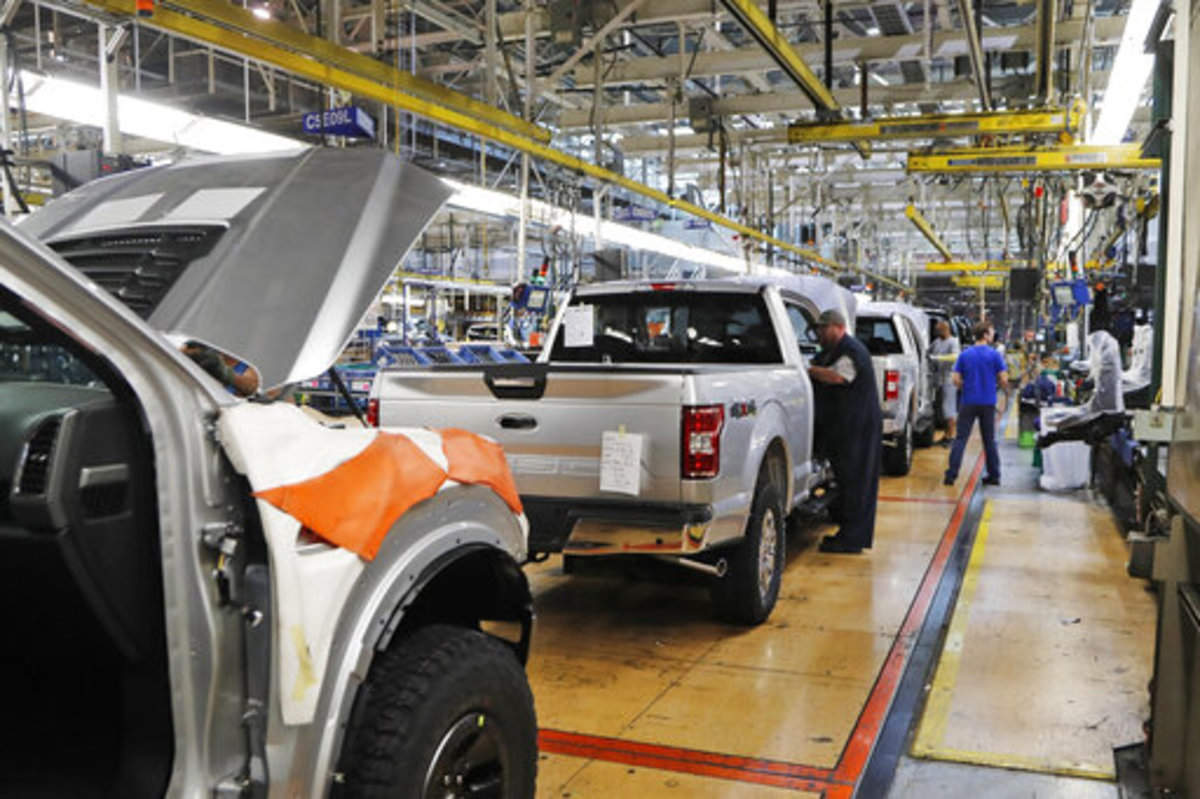 Lỗ 1,8 tỷ USD, tập đoàn ô tô FCA rục rịch mở cửa nhà máy tại thị trường Bắc Mỹ