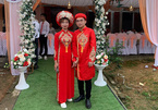 Cặp đôi kết hôn sau 18 ngày quen trên mạng: Nhà gái bất ngờ hủy đám cưới