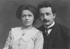 Góp công lớn, vợ nhà bác học Einstein vẫn bị chồng ghẻ lạnh