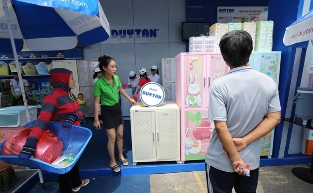 VN businesses switch from ‘standby’ to ‘run’ mode to earn money