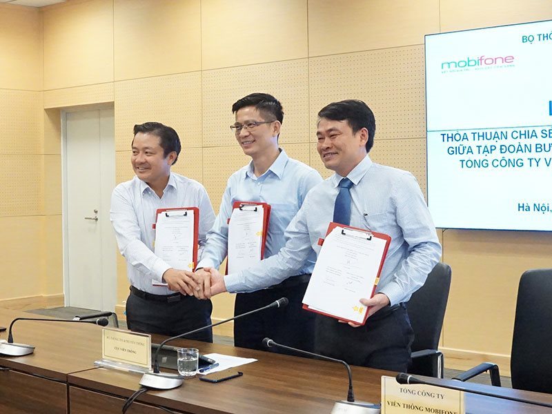 VNPT và MobiFone
