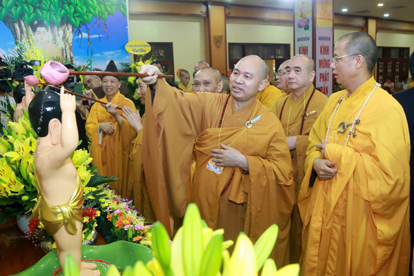 Phật đản 2020 được tổ chức an lạc, gọn nhẹ tại chùa Quán Sứ