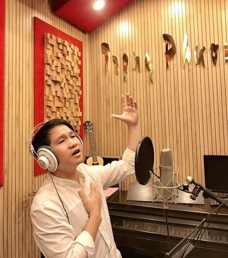 Singer spreads love and&nbsp;hope through charitable fund