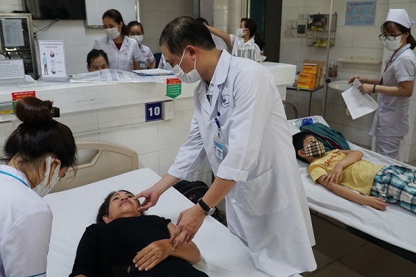 Vụ ngộ độc đồ chay mua ngoài chợ ở Đà Nẵng: Thêm 89 người nhập viện