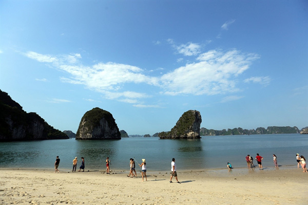 Quang Ninh Province’s tourism to be celebrated this May