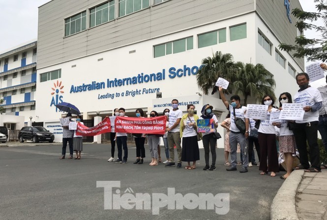 Parents angry as int'l schools collect tuition for last few months