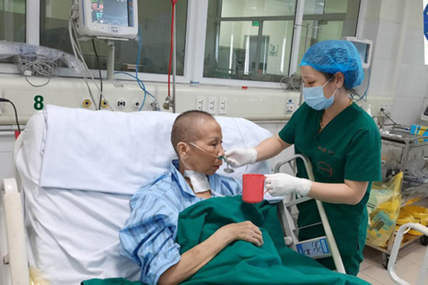 Từng 3 lần ngừng tim, bệnh nhân Covid-19 điều trị lâu nhất hồi phục