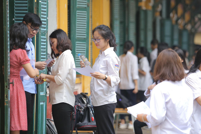 Education Ministry sets tough rules for schools to organize their own entrance exams