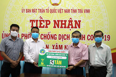 Chung tay chống dịch Covid-19, Báo VietNamNet trao 5 tấn gạo cho Trà Vinh