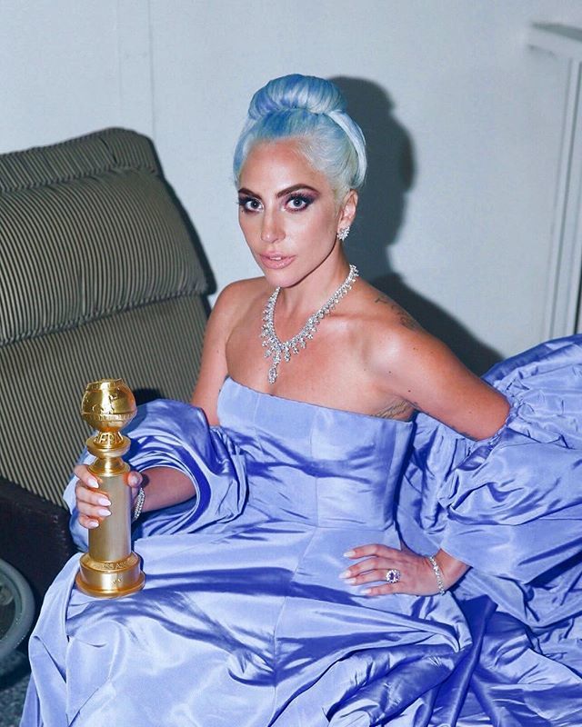 Lady Gaga - biểu tượng 'tắc kè hoa' của ngành thời trang