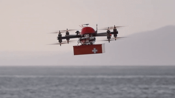 Ngôi làng ở Ireland dùng drone vận chuyển vật tư y tế