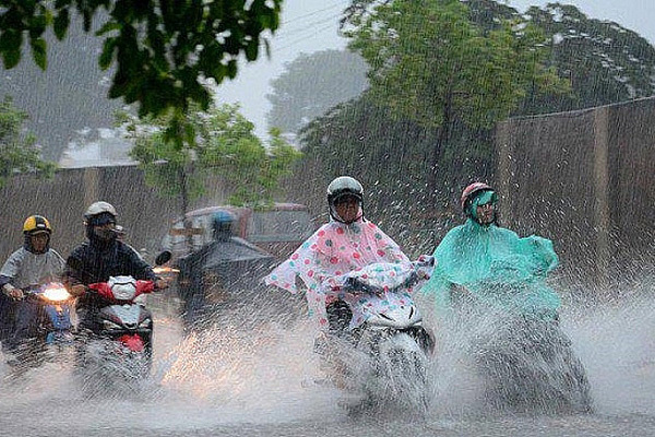 Dự báo thời tiết ngày 18/5/2020: Miền Bắc giông lốc